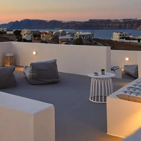 Golden Stone Santorini Lejlighedshotel 4*
