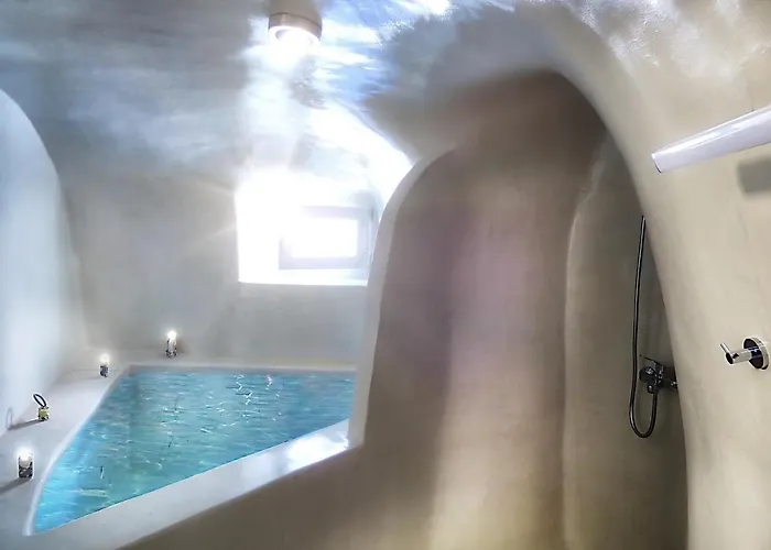 Golden Stone Santorini 4* Akrotírion