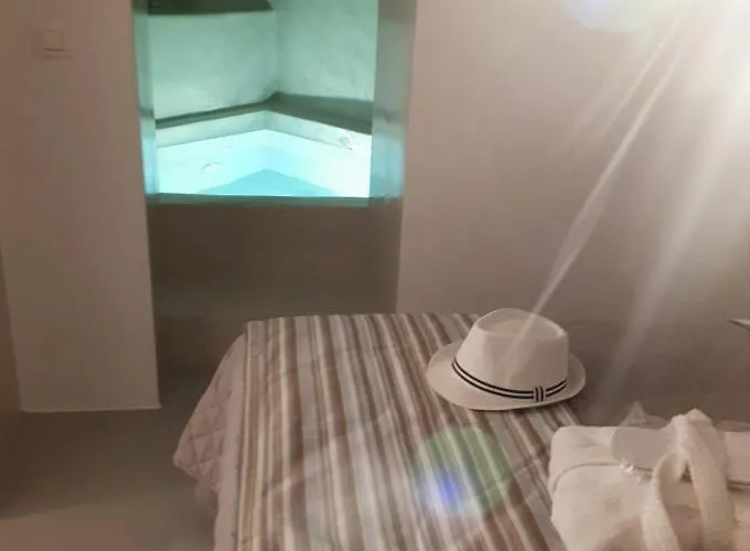 Golden Stone Santorini 4*