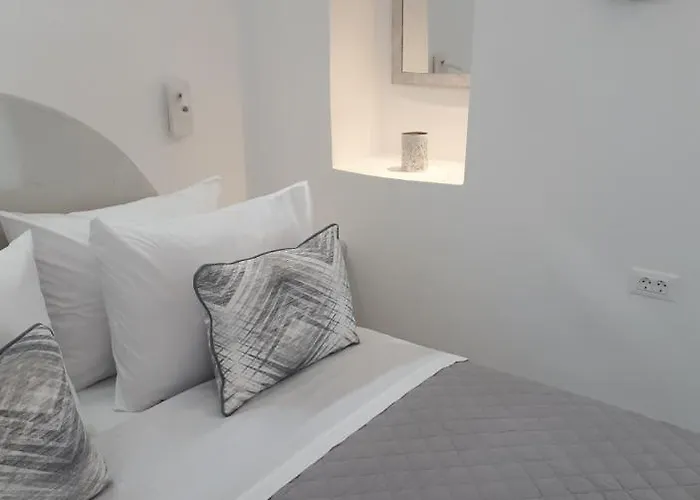 Apartahotel Golden Stone Santorini Akrotírion