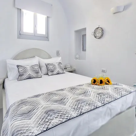 Golden Stone Santorini Hotel apartamentowy Akrotírion