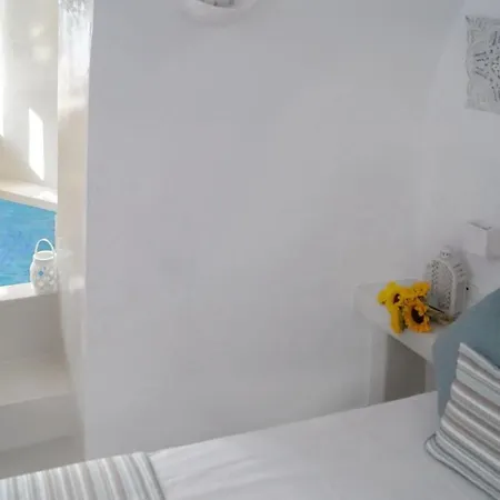 Apartahotel Golden Stone Santorini Akrotírion
