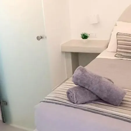 Hotel apartamentowy Golden Stone Santorini