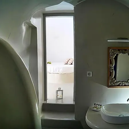 Apartahotel Golden Stone Santorini 4*