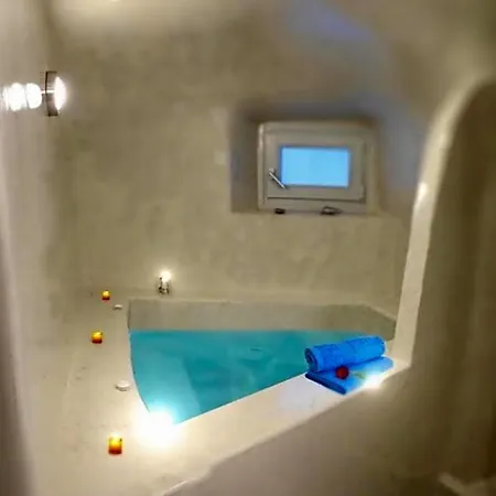 Apartahotel Golden Stone Santorini Akrotírion