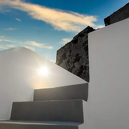 Golden Stone Santorini Akrotírion