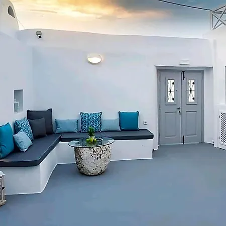 Golden Stone Santorini 4*