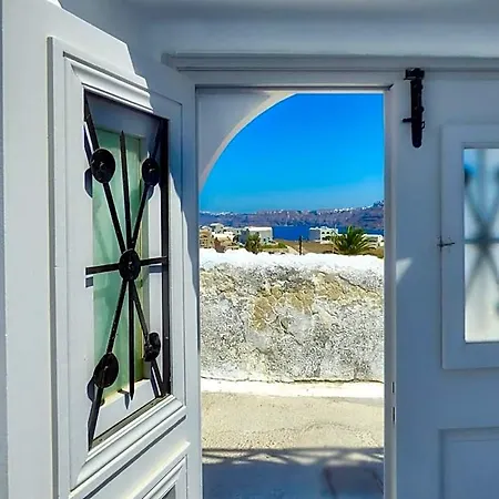 Apartahotel Golden Stone Santorini 4*