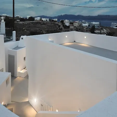 Golden Stone Santorini Akrotírion