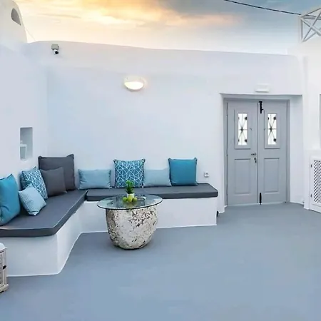 Golden Stone Santorini 4* Akrotírion