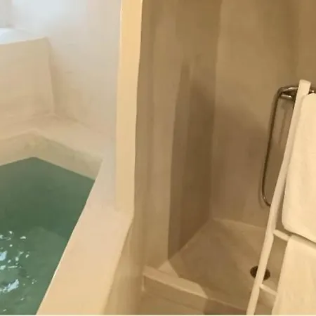 Golden Stone Santorini Aparthotel