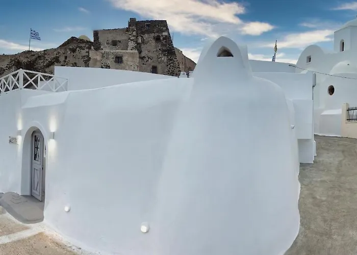 Golden Stone Santorini 4* Ακρωτήρι