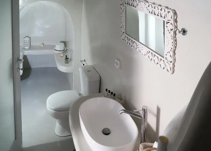 Golden Stone Santorini Ακρωτήρι