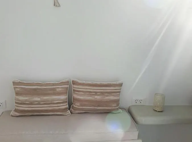 Golden Stone Santorini Ακρωτήρι