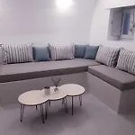 Aparthotel Golden Stone Santorini Akrotírion