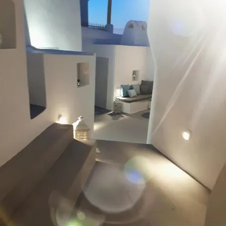 公寓式酒店 Golden Stone Santorini Akrotírion