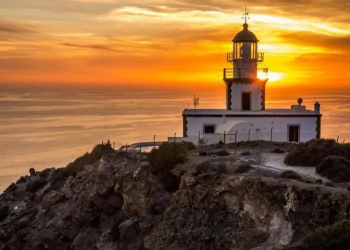 Golden Stone Santorini 4* Akrotírion